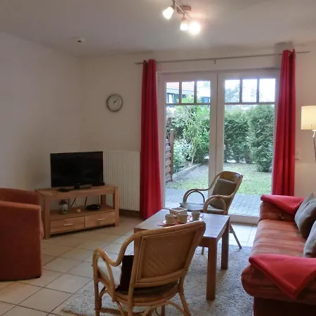 Apartment K18 *